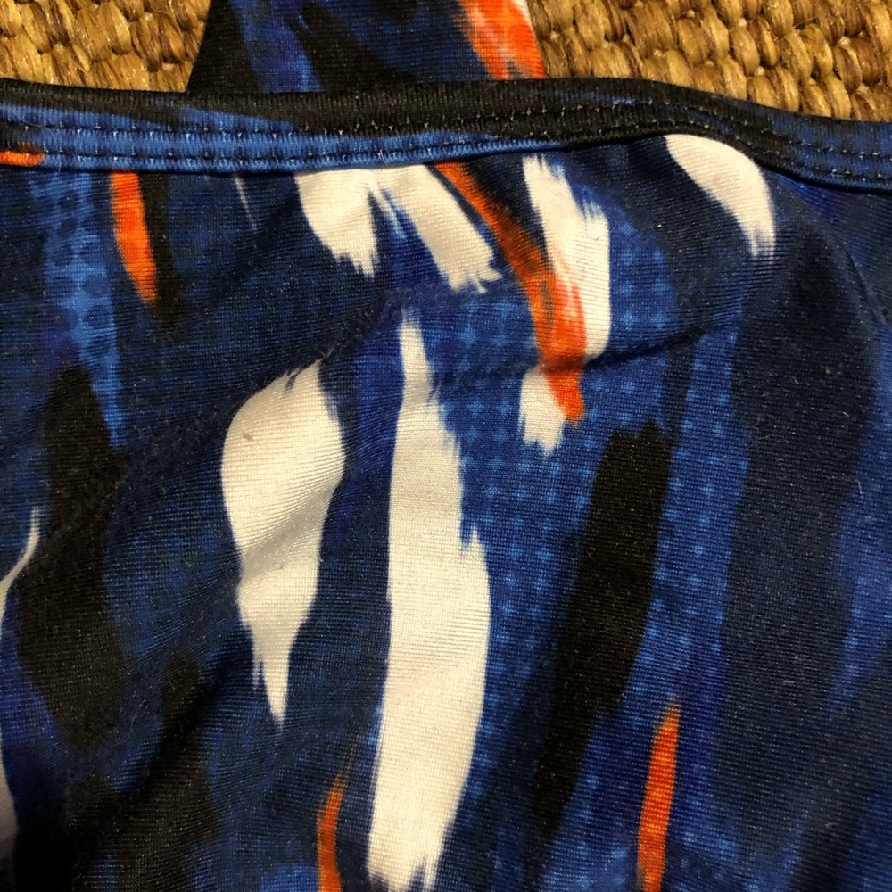 Sports Bra - Picture 4 of 4